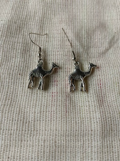 Boucles Chameau en Argent Pur – Éclat Argenté